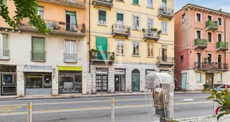 von_poll_real_estate_property_IT254152580_image_1