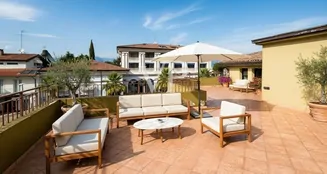 von_poll_real_estate_property_IT254922610_image_1