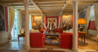 von_poll_real_estate_property_IT254922616_image_9