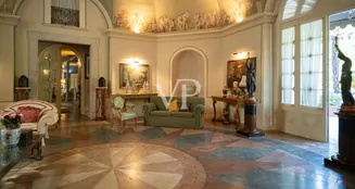 von_poll_real_estate_property_IT254922616_image_6