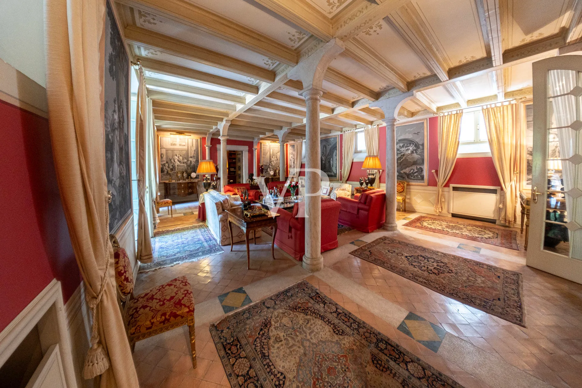 Fascinante residencia histórica en Franciacorta, una obra maestra habitable