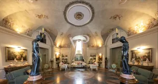 von_poll_real_estate_property_IT254922616_image_0