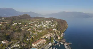 von_poll_real_estate_property_IT254922648_image_5