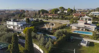 von_poll_real_estate_property_IT254922648_image_12