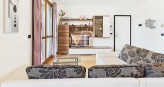 von_poll_real_estate_property_IT254152652_image_5