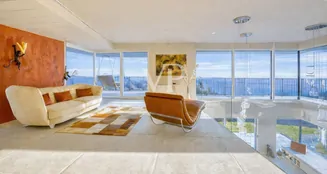 von_poll_real_estate_property_IT254922666_image_0