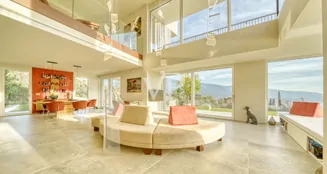 von_poll_real_estate_property_IT254922666_image_2