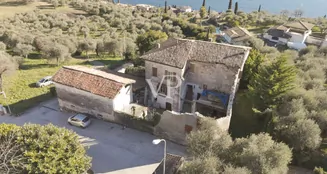 von_poll_real_estate_property_IT264922681_image_8