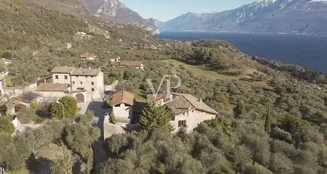 von_poll_real_estate_property_IT264922681_image_4