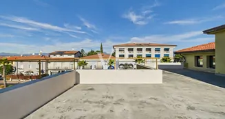 von_poll_real_estate_property_IT264922692_image_1