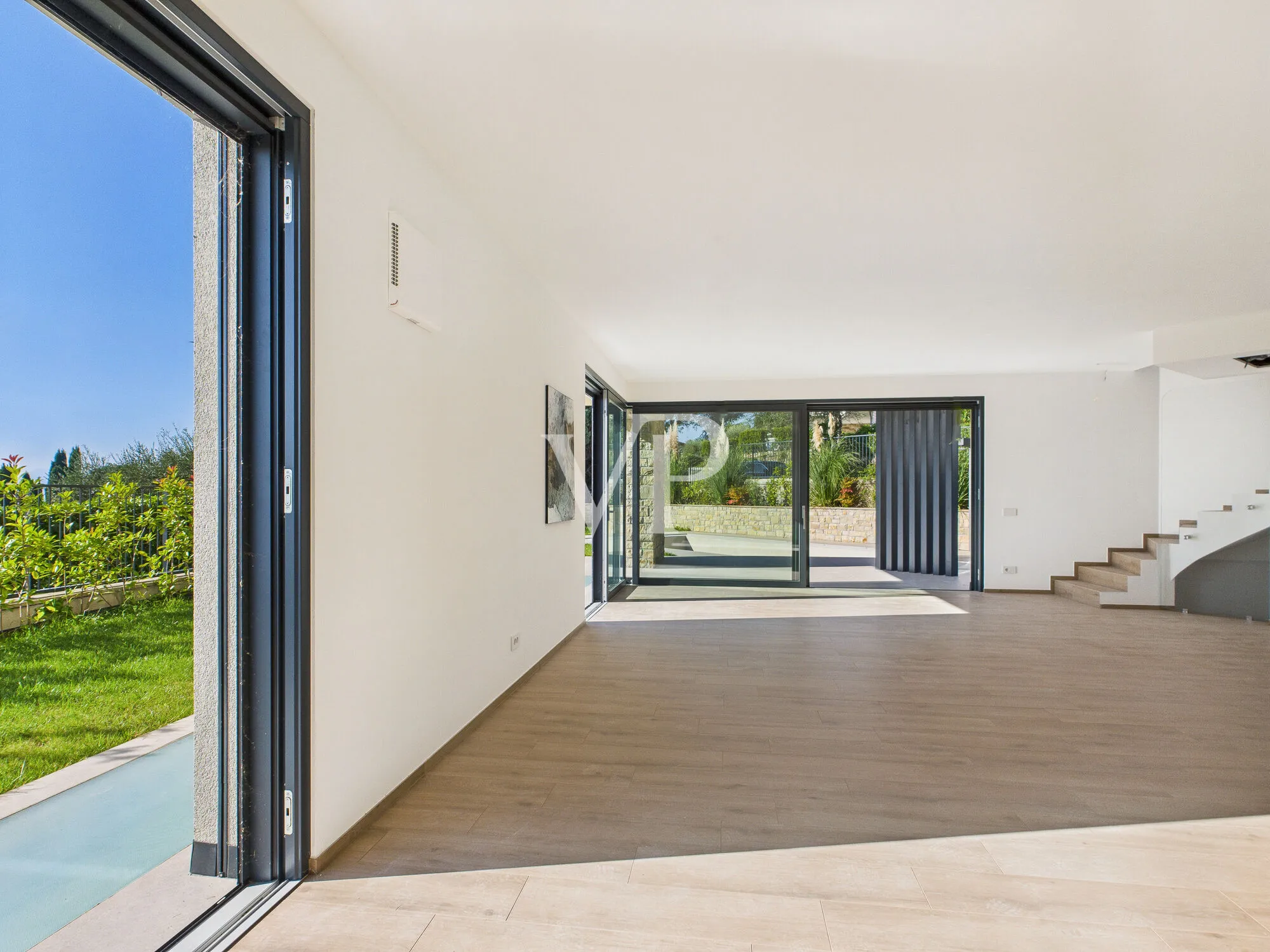 Ca' Allegra - Modern living with a lake view