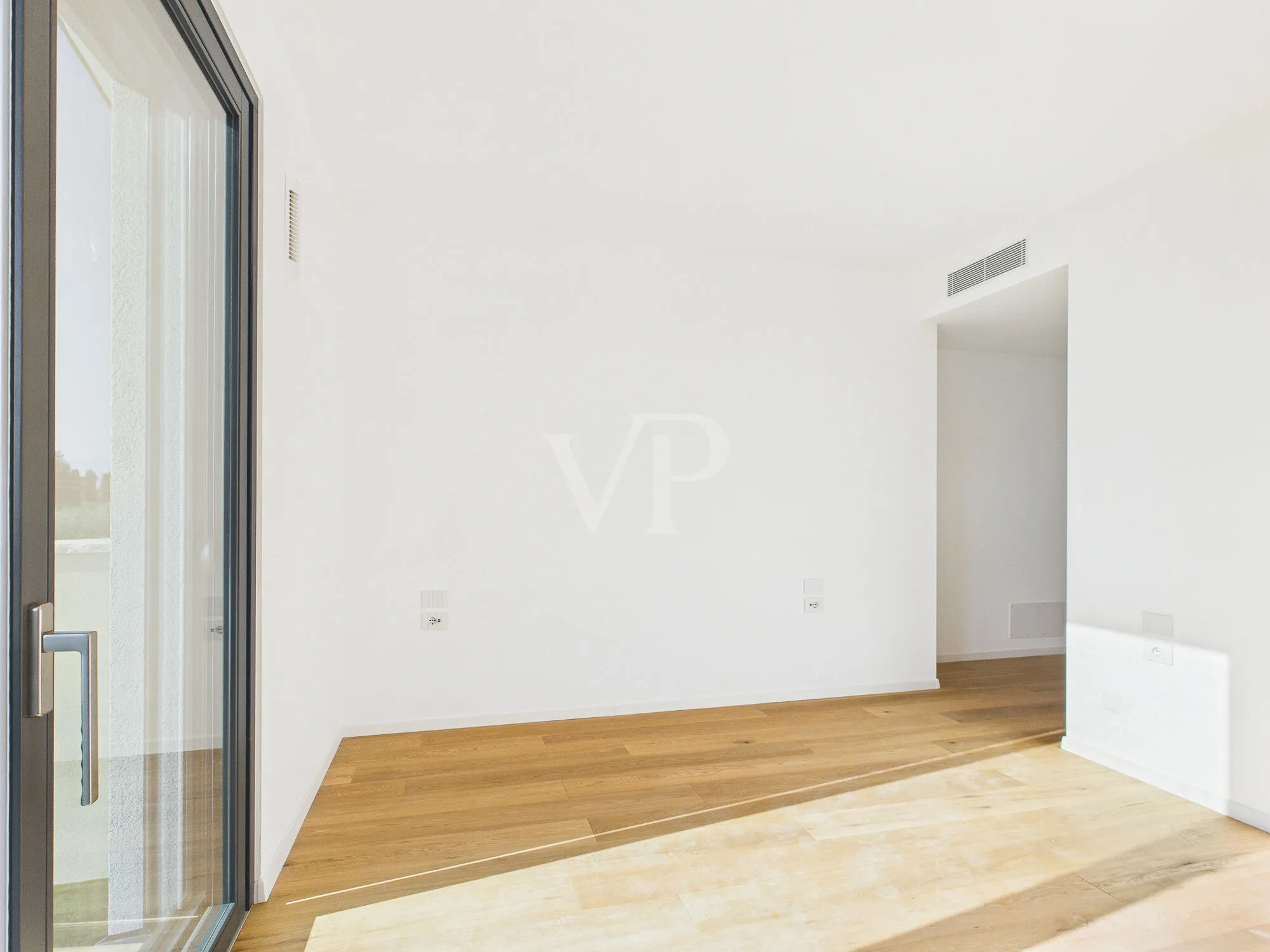 Ca' Allegra - Modern living with a lake view