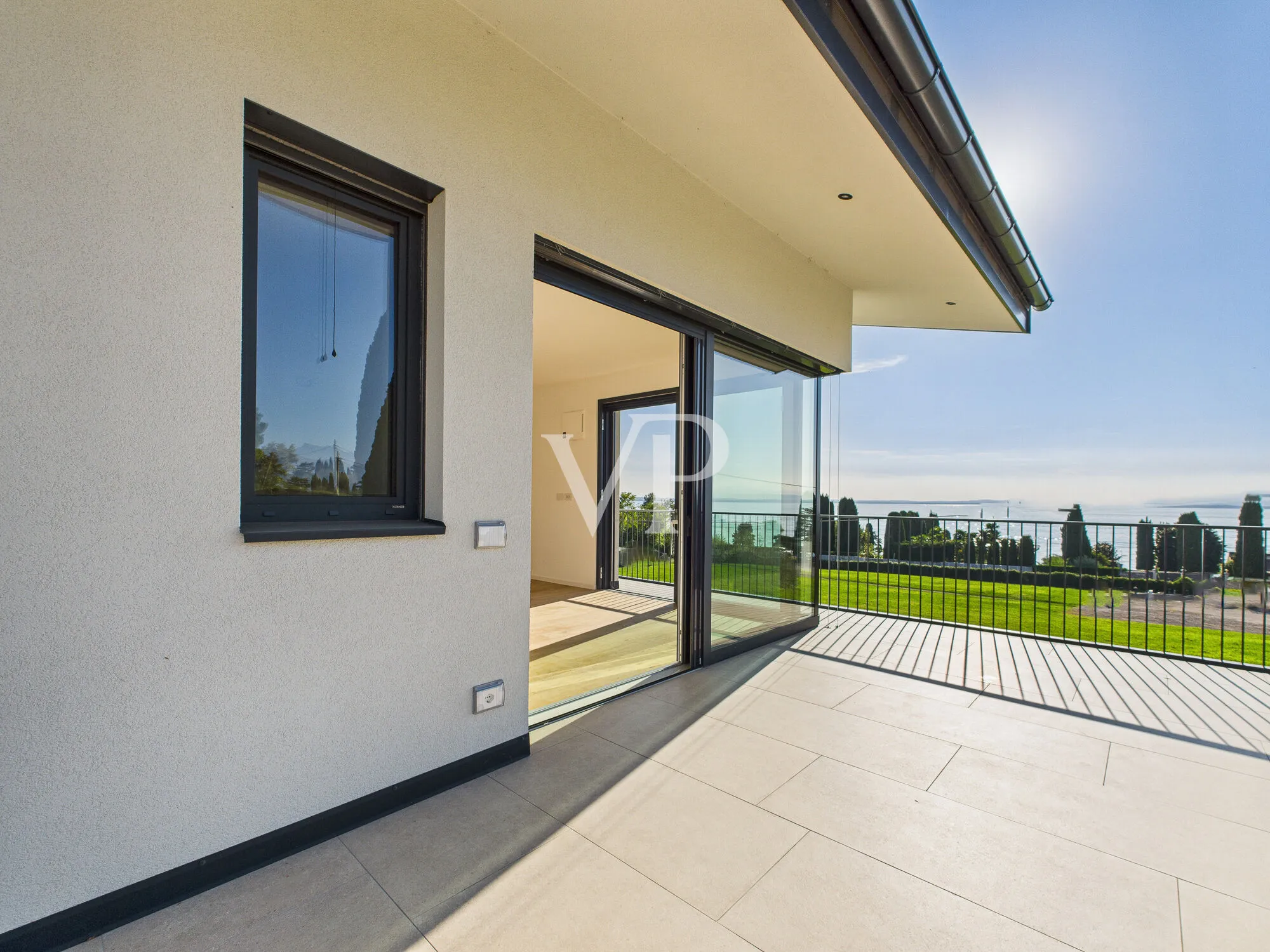 Ca' Allegra - Modernes Wohnen mit Seeblick