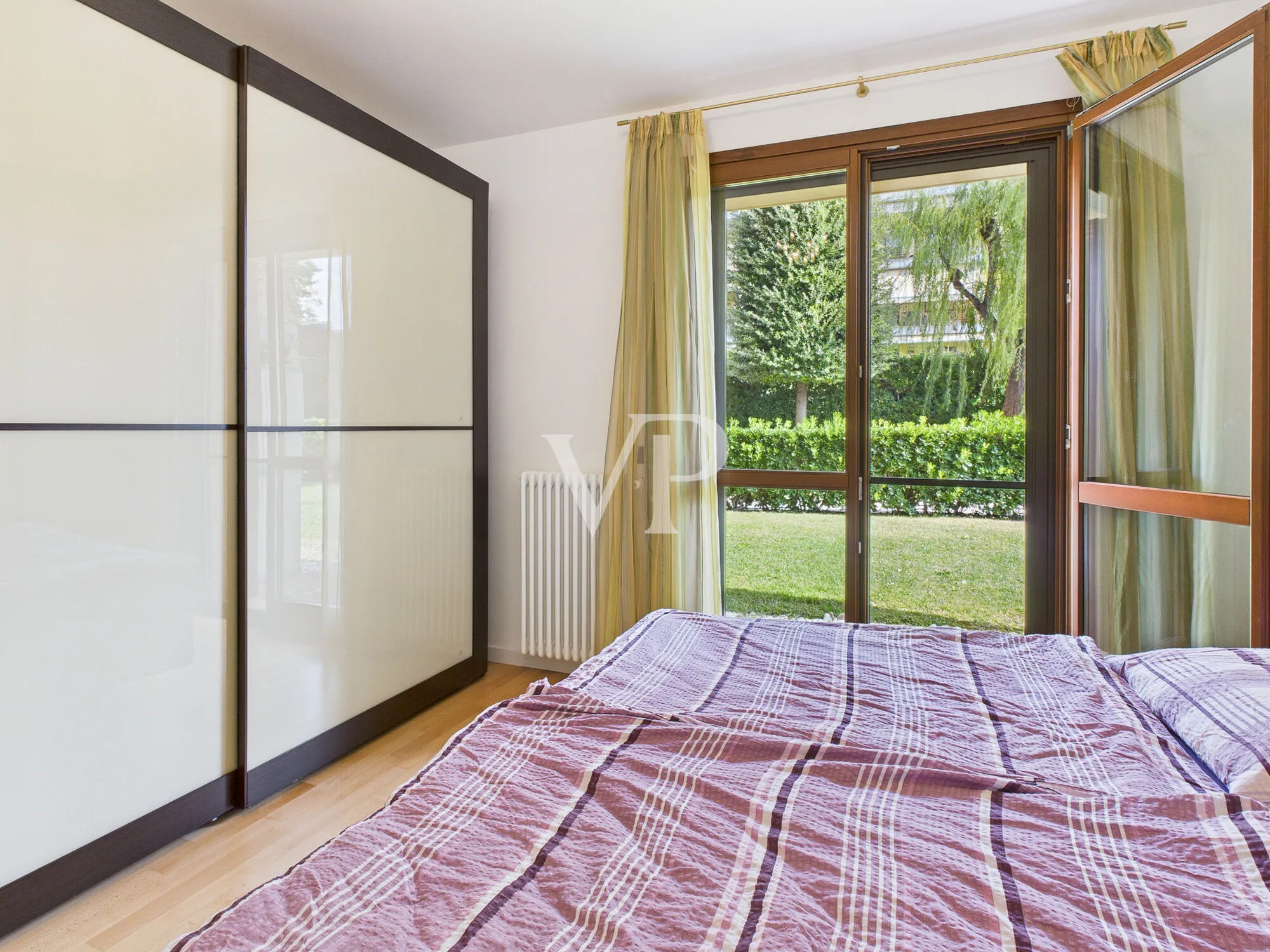 Bardolino — Residence “I Molini”: trilocale con grande giardino e piscina