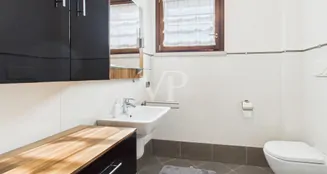 von_poll_real_estate_property_IT264152732_image_13