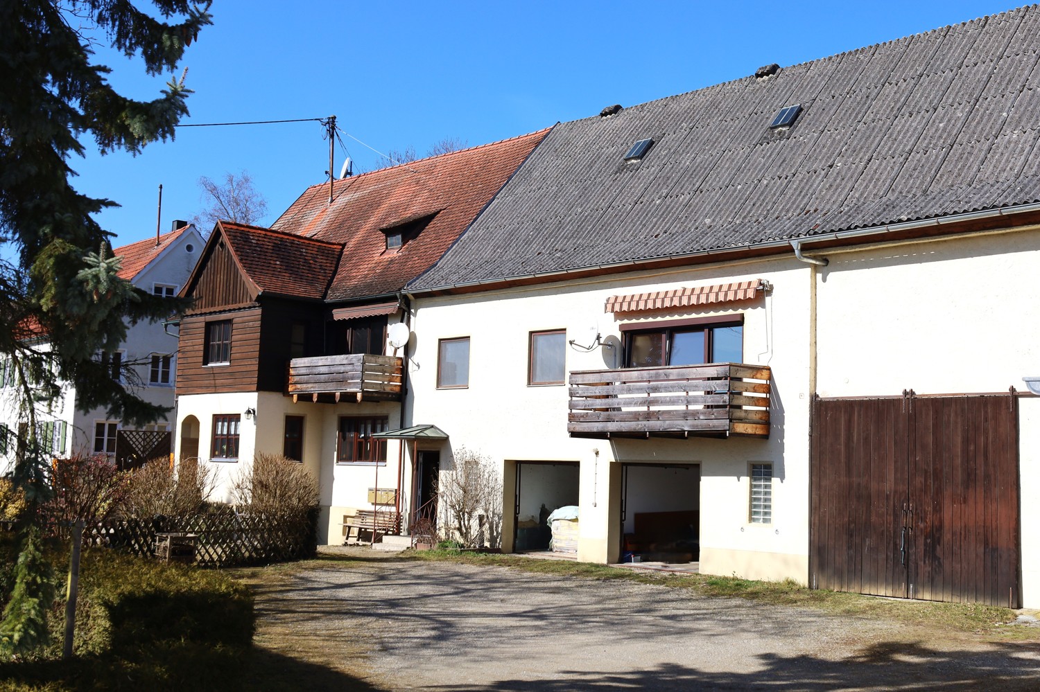 Sanierung oder Abriss Bestandsbau auf attraktivem Grundstück