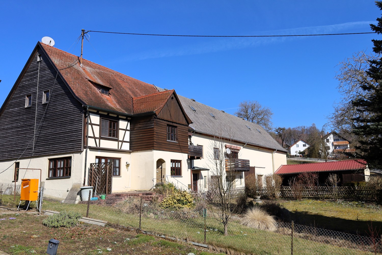 Sanierung oder Abriss Bestandsbau auf attraktivem Grundstück