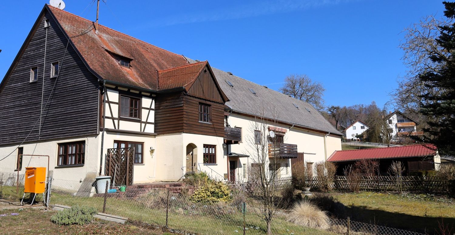 Sanierung oder Abriss Bestandsbau auf attraktivem Grundstück