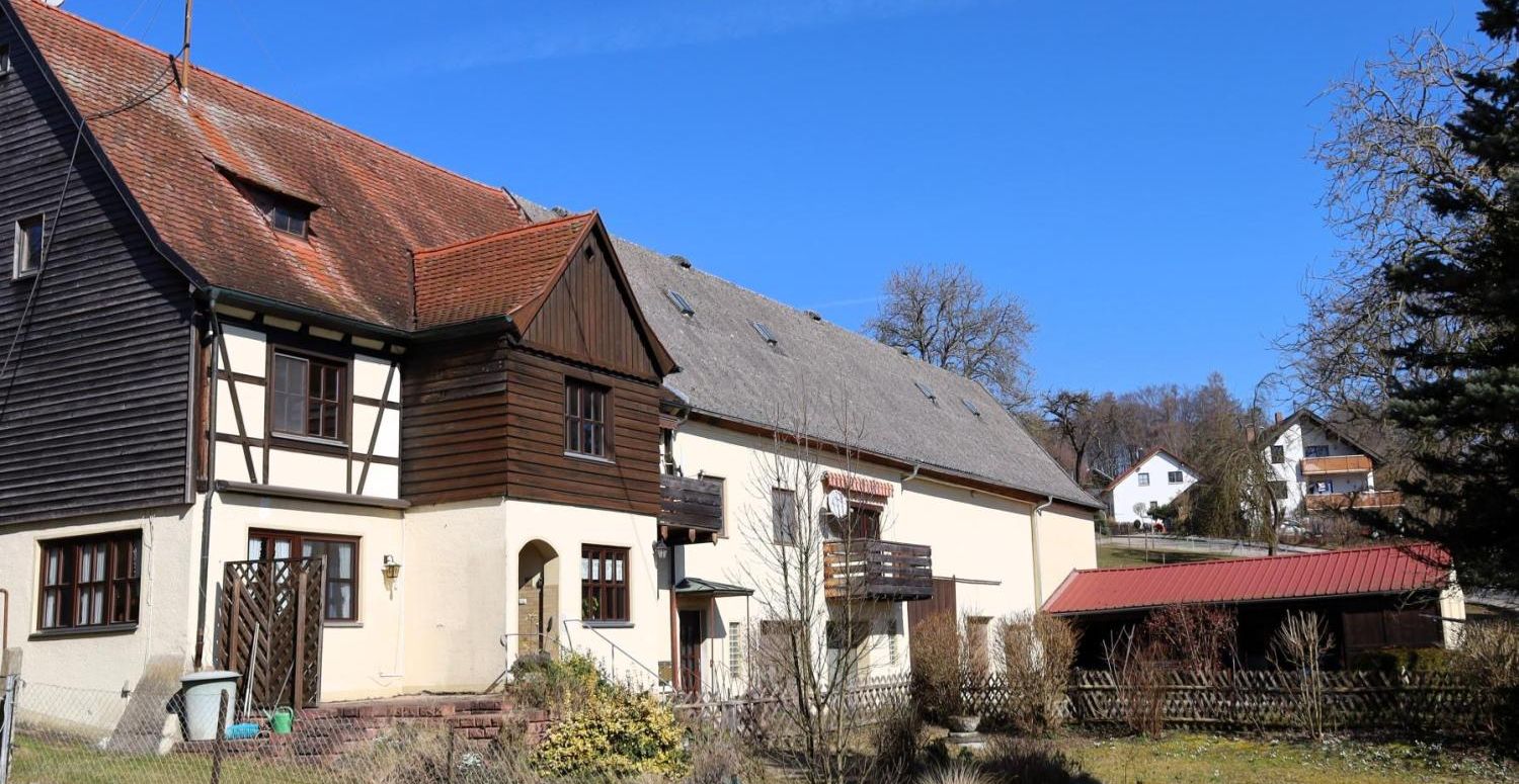 Sanierung oder Abriss Bestandsbau auf attraktivem Grundstück