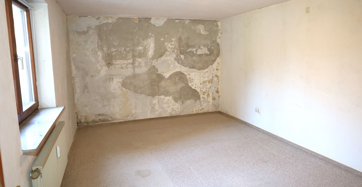 Sanierung oder Abriss Bestandsbau auf attraktivem Grundstück