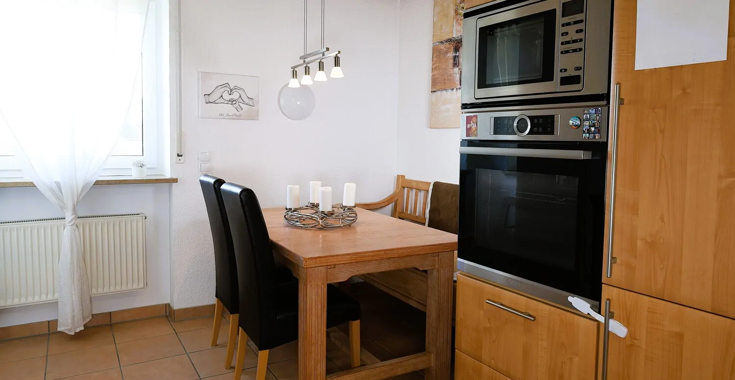 Altstadtblick – Balkon – Garage