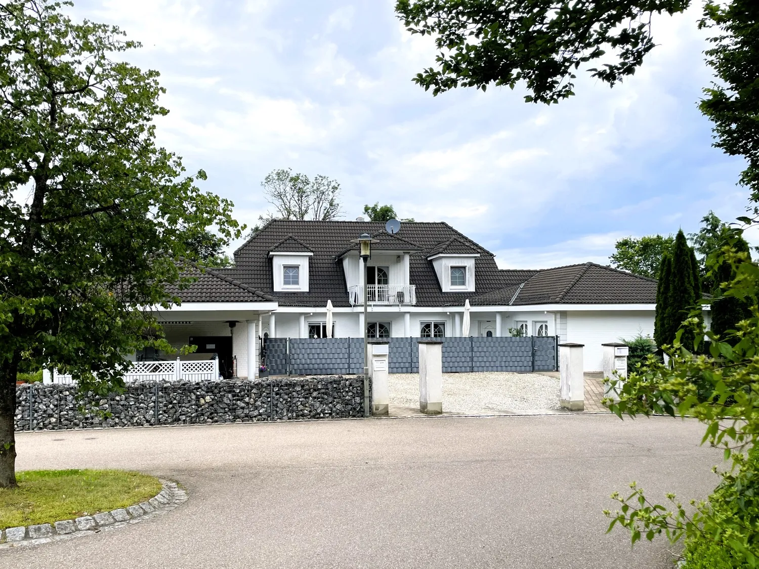 Großzügiges Anwesen