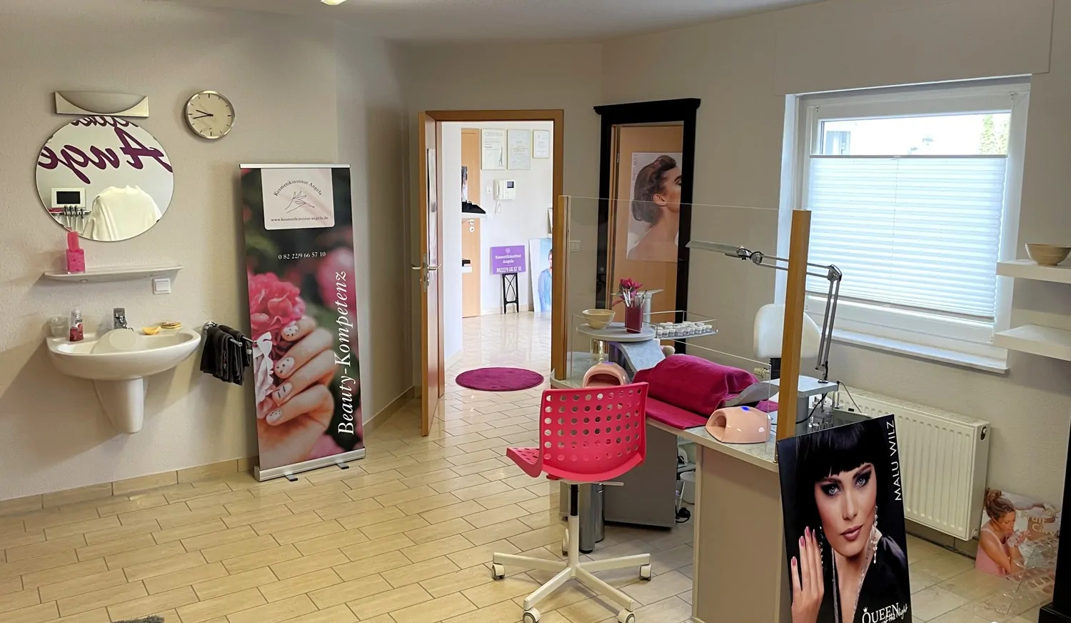 Hochwertiges Zweifamilienhaus