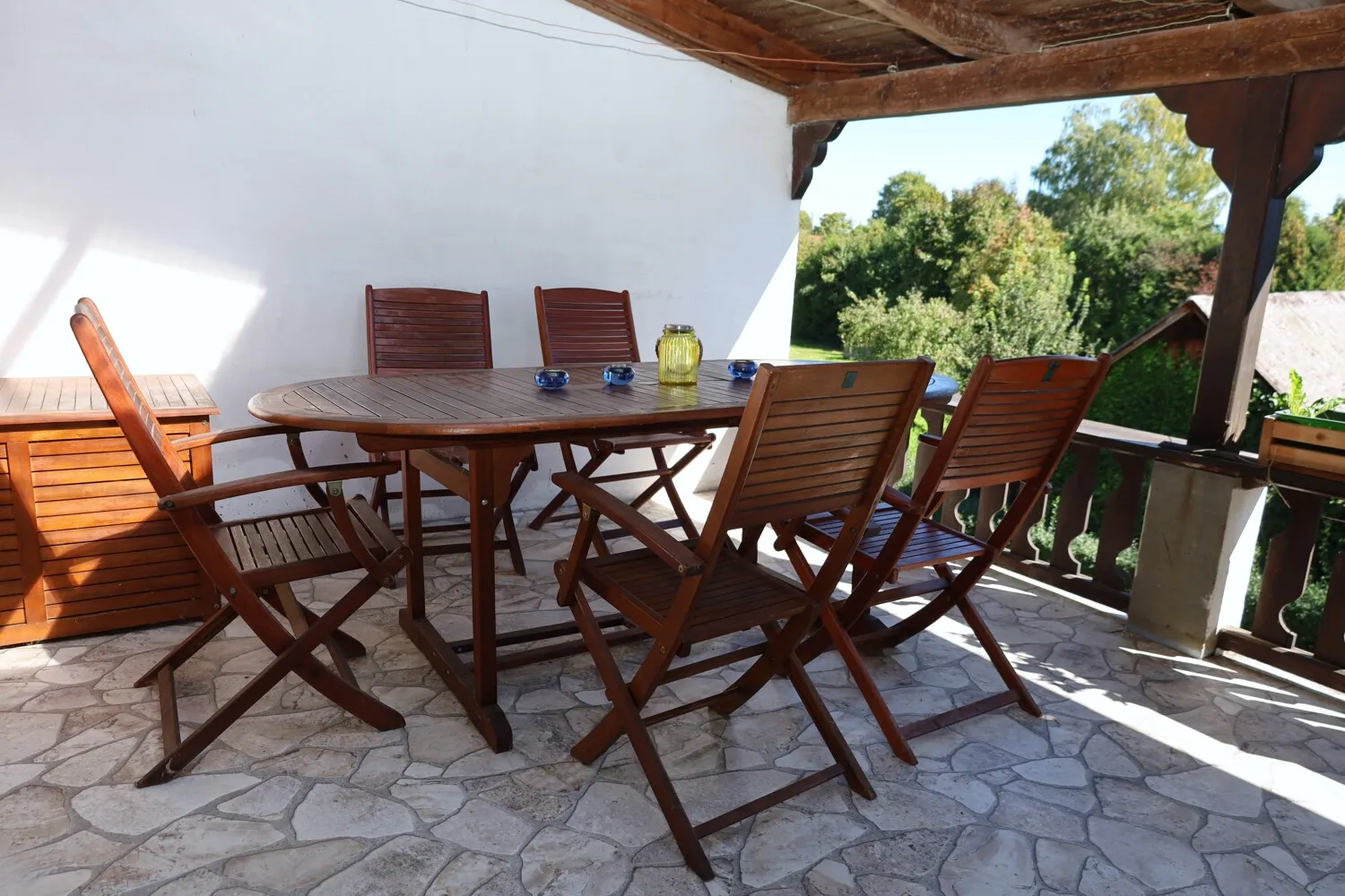 Zweifamilienhaus mit viel Platz