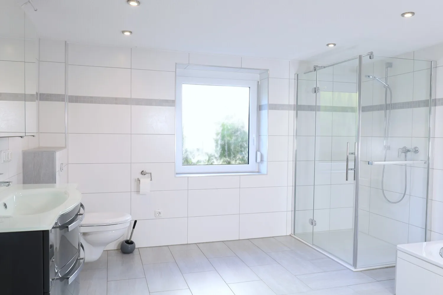 Zweifamilienhaus mit viel Platz