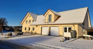 von_poll_real_estate_property_25450015_image_0