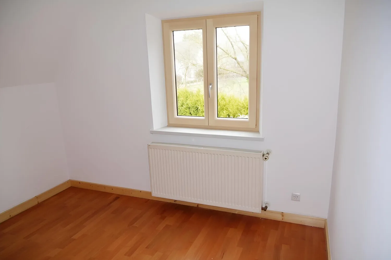 Kapitalanlage mit Potenzial – Gepflegtes MFH in naturnaher Lage