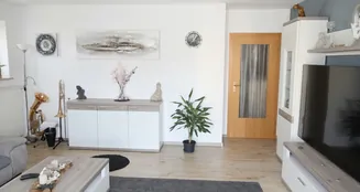 von_poll_real_estate_property_25450030_image_4