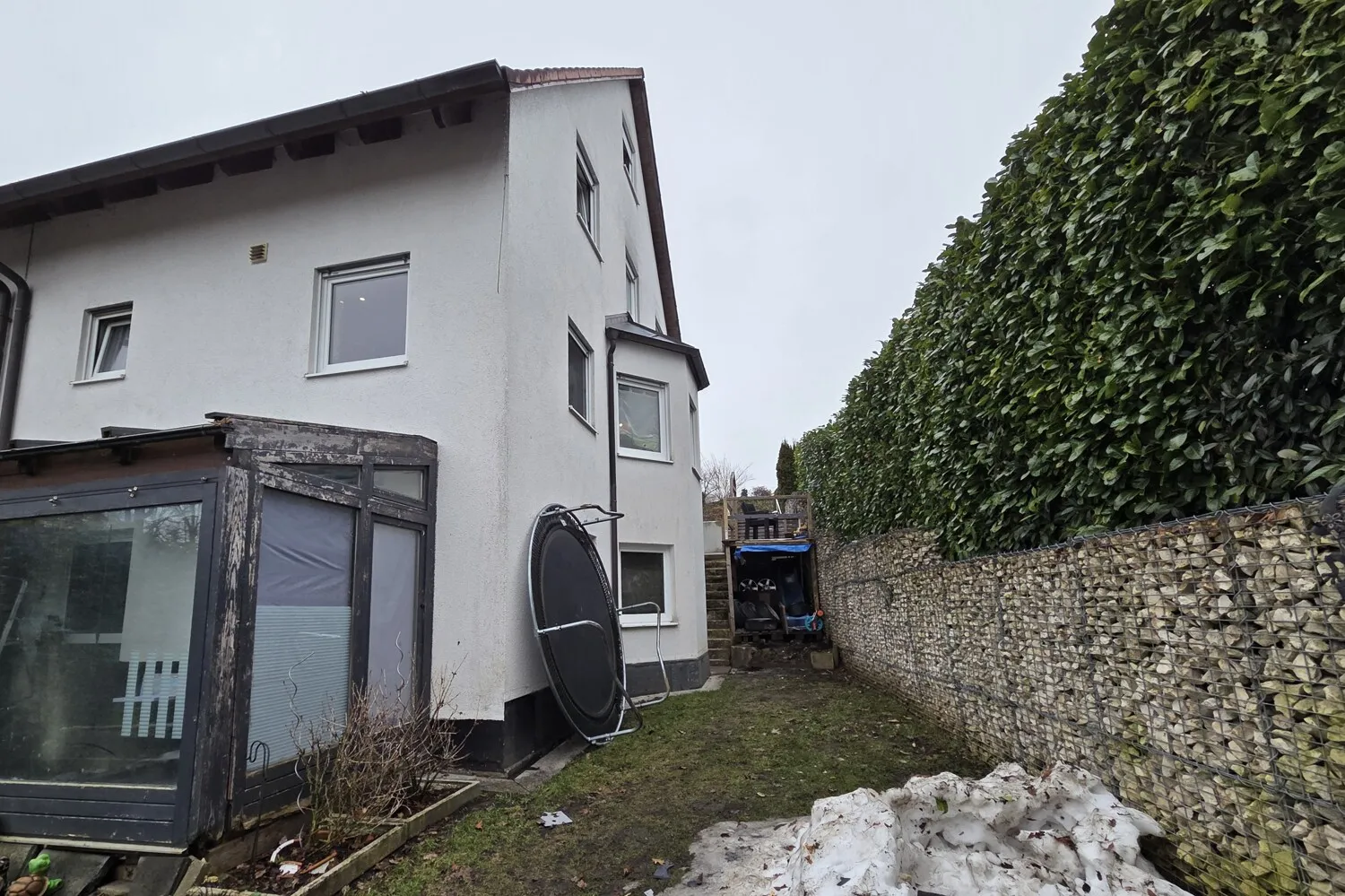 Geräumige Doppelhaushälfte