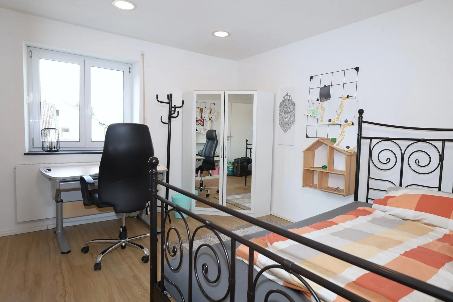 Schlafzimmer 2