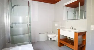 von_poll_real_estate_property_25362203_image_1