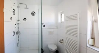 von_poll_real_estate_property_25362204_image_8