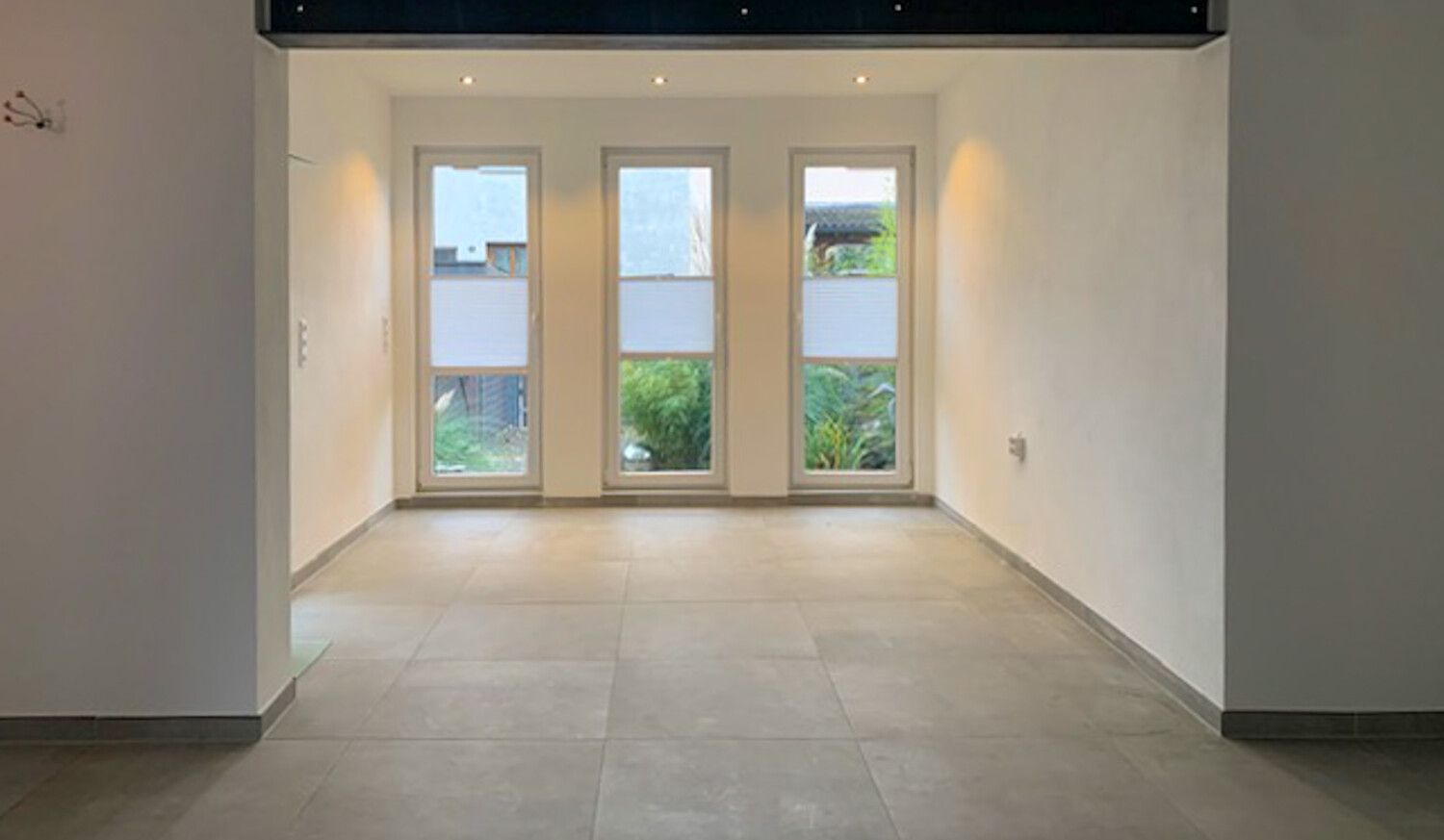 Blick ins Wohnzimmer