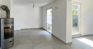 von_poll_real_estate_property_24362176_image_1