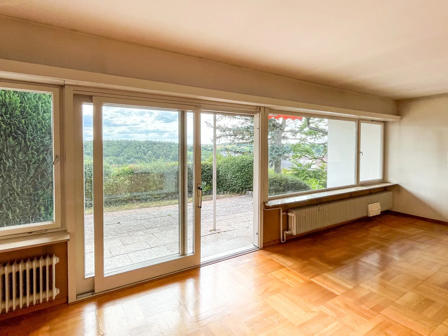 Wohnzimmer mit Fernblick