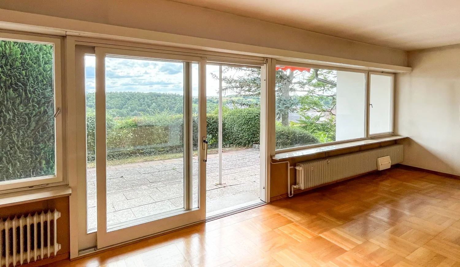 Wohnzimmer mit Fernblick