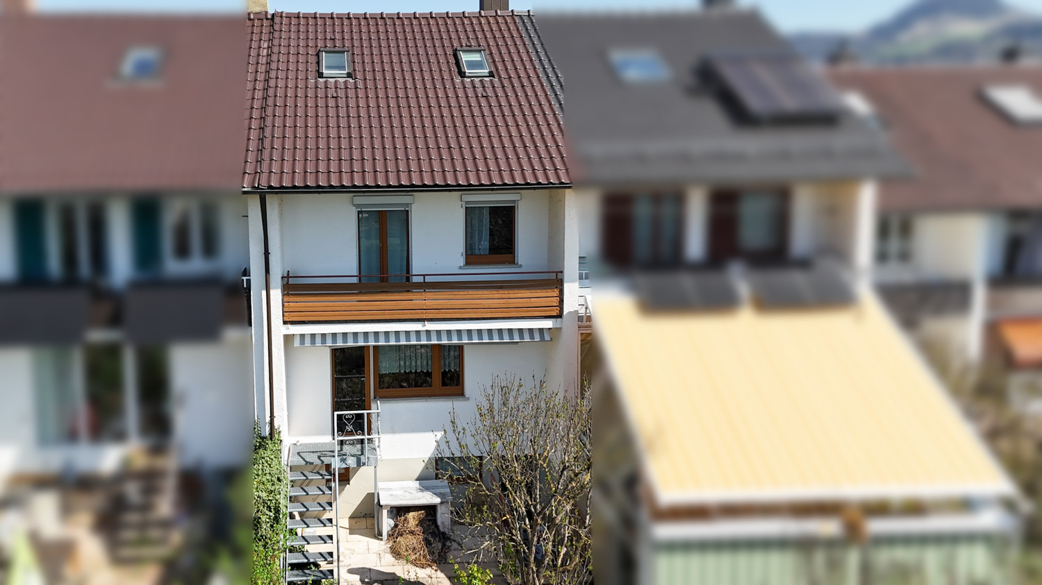 Hausrückansicht via Drohne