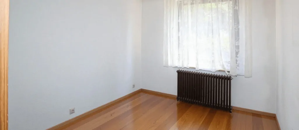 Kinderzimmer m. Parkett