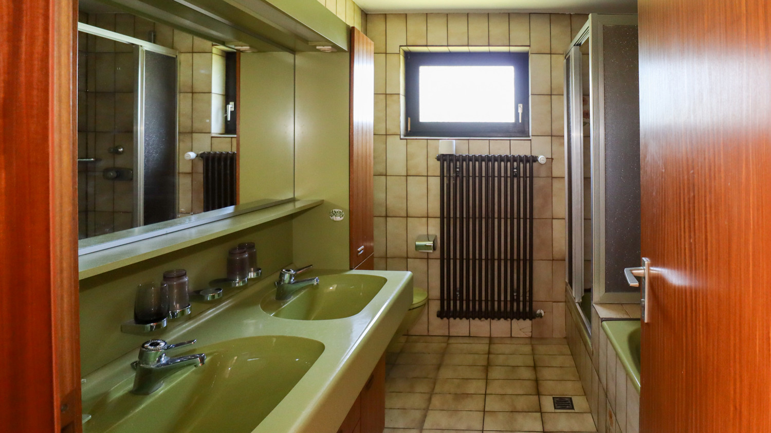 Badezimmer 1
