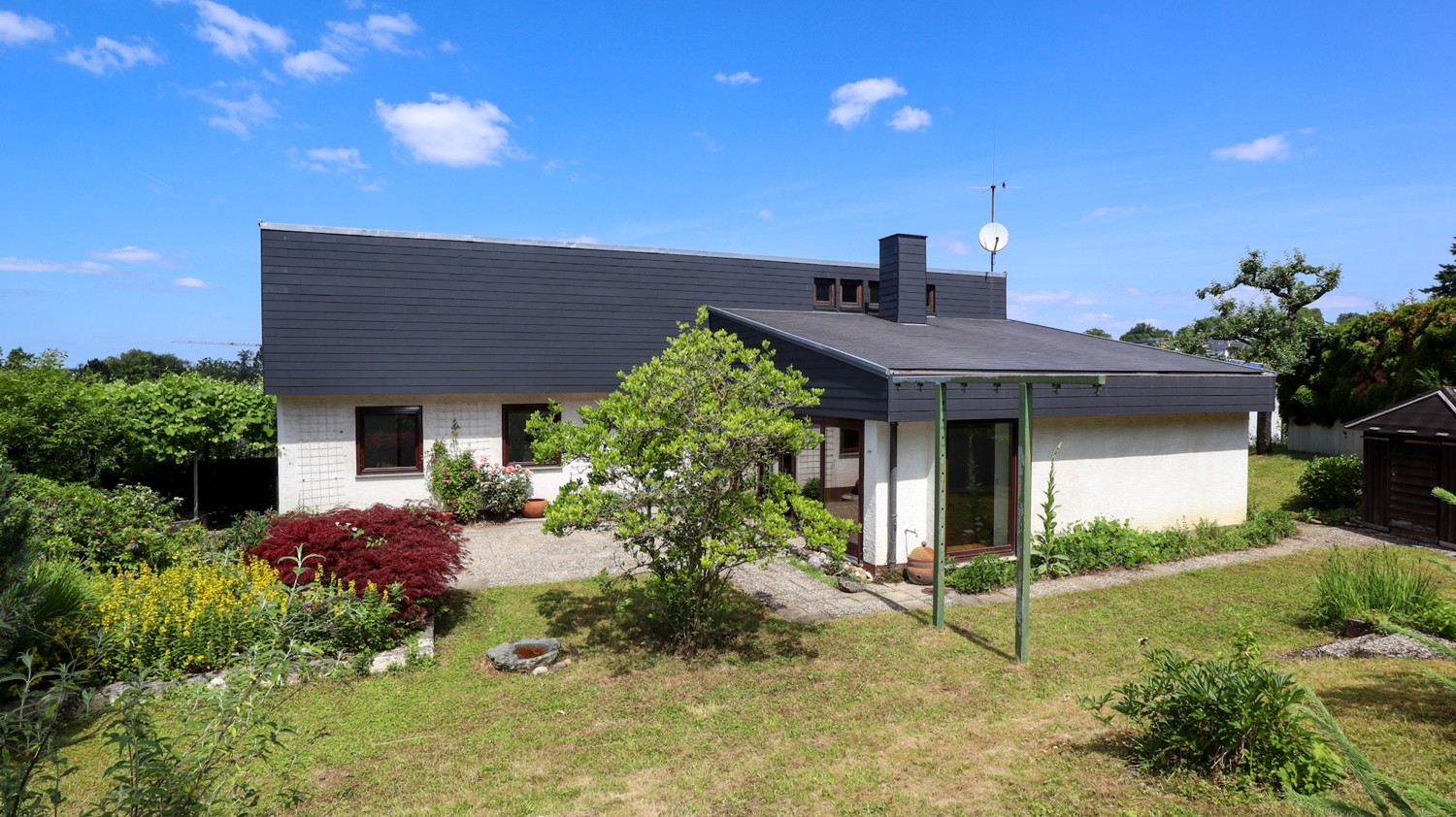 Außenansicht v. Garten