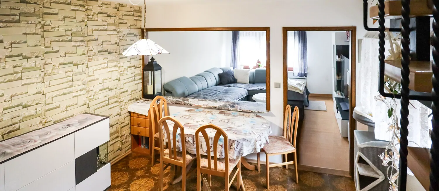 Eß- und Wohnbereich links