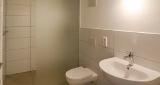 von_poll_real_estate_property_25362210_image_8