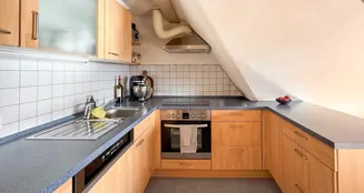 von_poll_real_estate_property_25362215_image_7