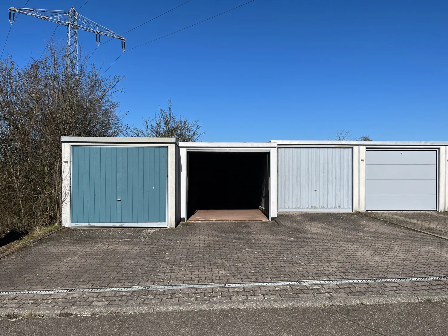 Garage links