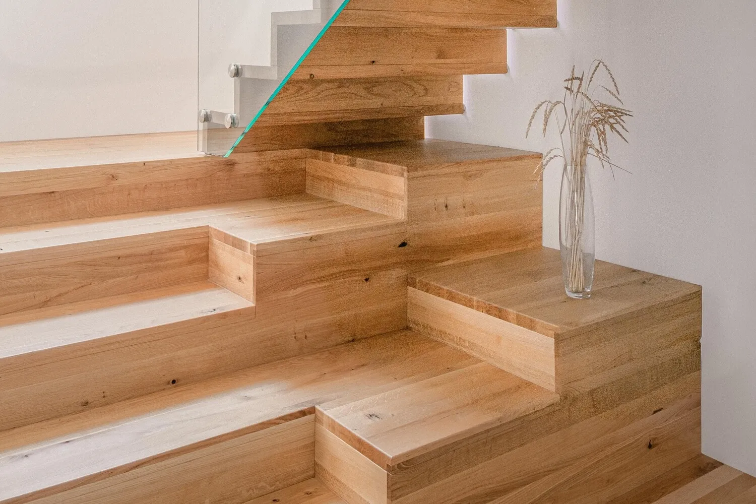 Eingang, Treppe nach oben