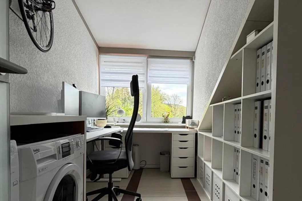 Arbeitszimmer, Einbauschränke,  Wäsche